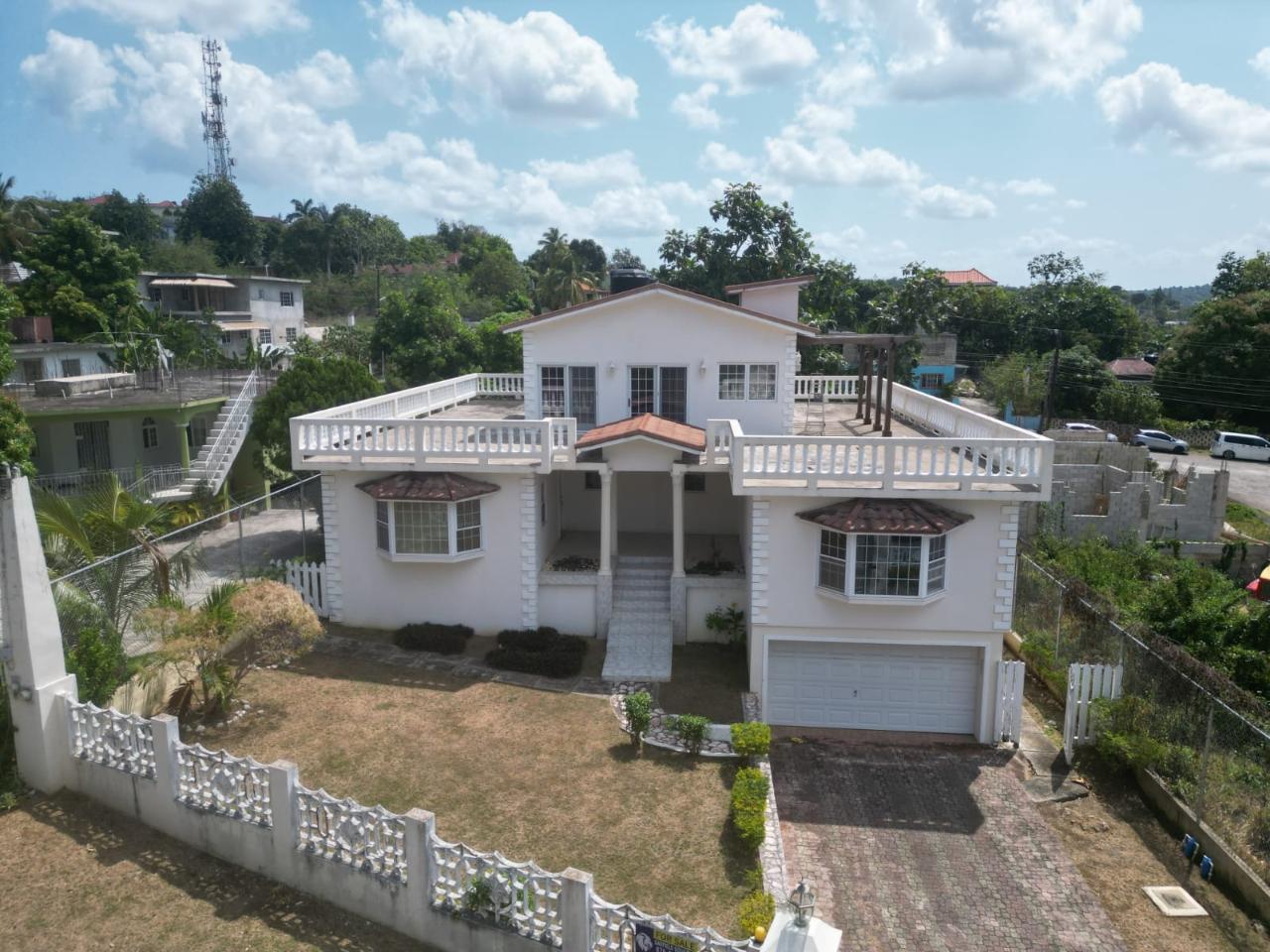 House For Sale MANGO WALK, MONTEGO BAY, Montego Bay 425,000 Keez
