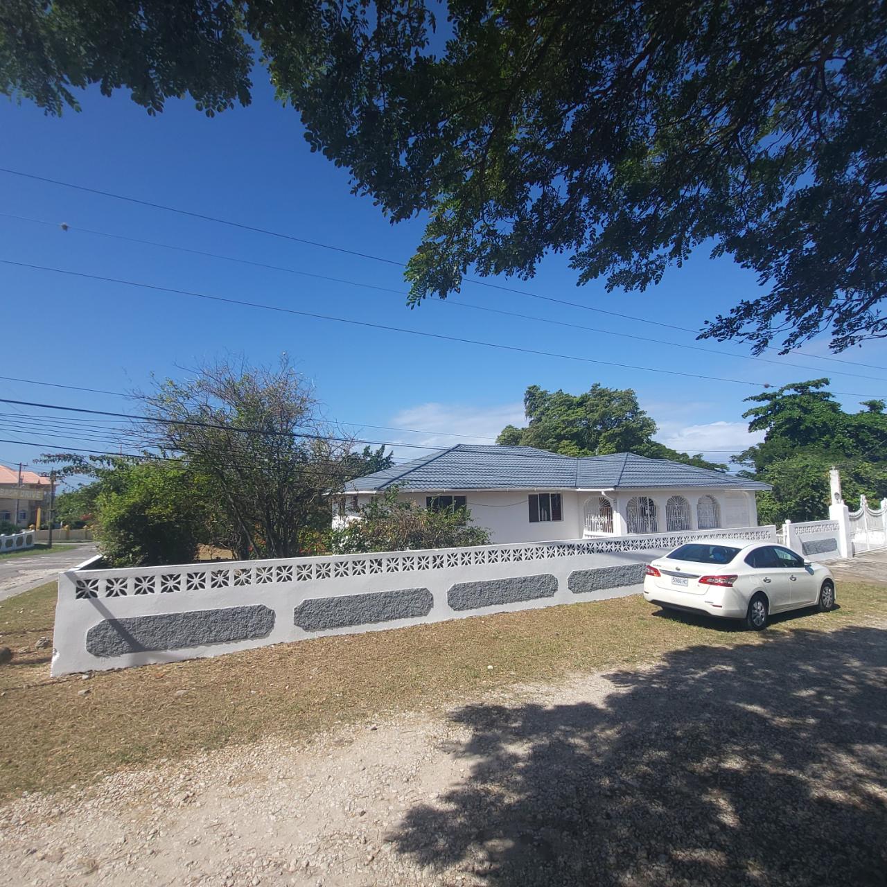 house-for-rent-calabash-drive-runaway-bay-140-000-keez