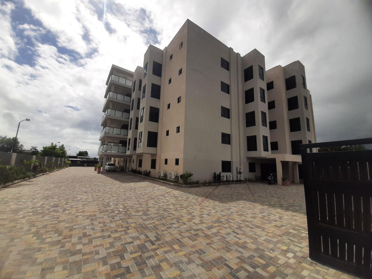 Apartment For Rent ARGYLE ROAD, Kingston 5 1,800 Keez