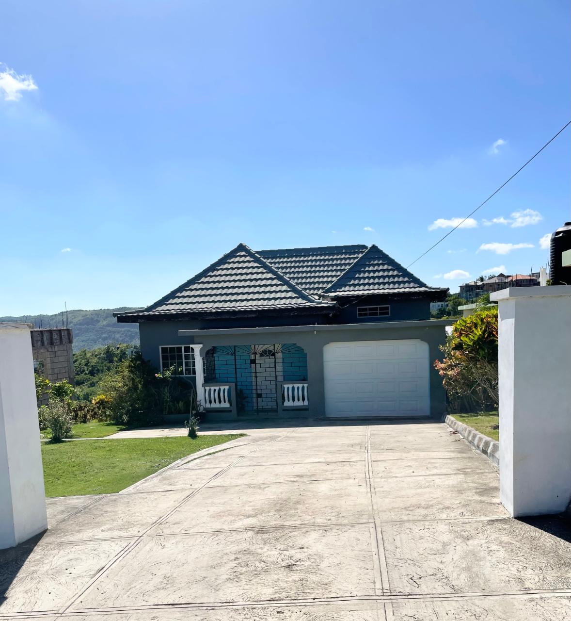 House For Sale BONNIE VIEW BOULEVARD, 2122 26,000,000 Keez