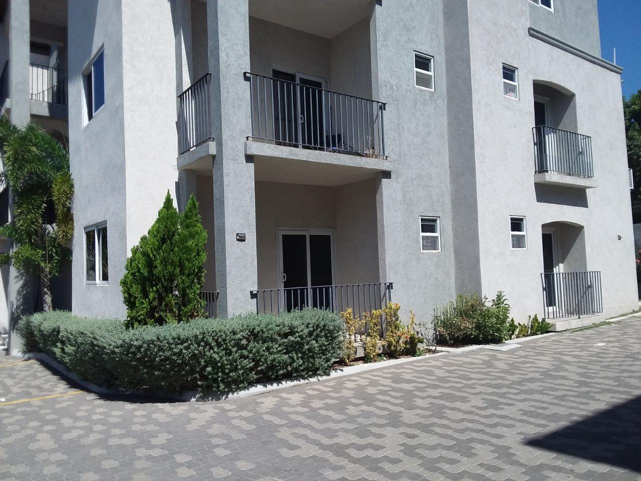 Apartment For Rent 9 ST. MICHAEL TERRACE, Kingston 6 170,000 Keez
