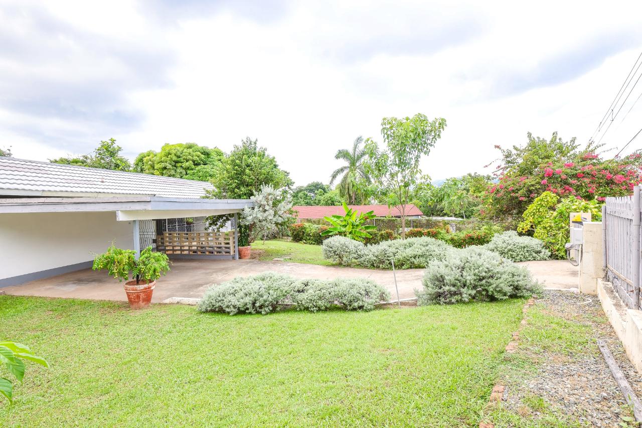 House For Sale GLENALMOND DRIVE, Kingston 8 90,000,000 Keez