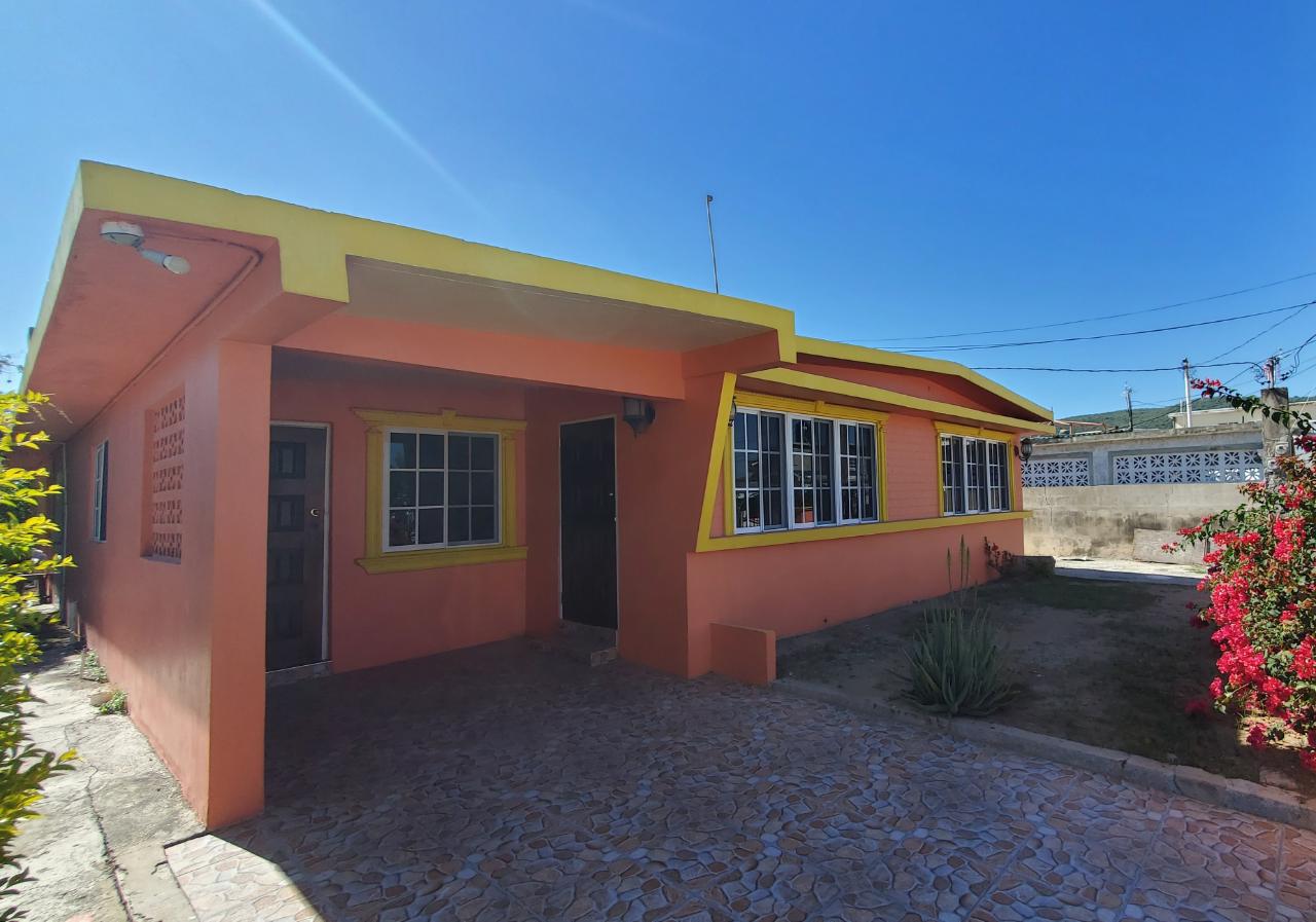 House For Sale EVELYN CRESCENT, Edgewater 37,000,000 Keez