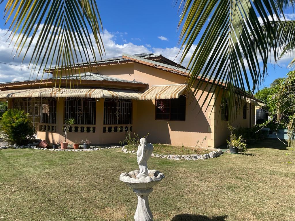 House For Sale JOHNSTONE CLOSE, KEYSTONE, 1748 45,000,000 Keez