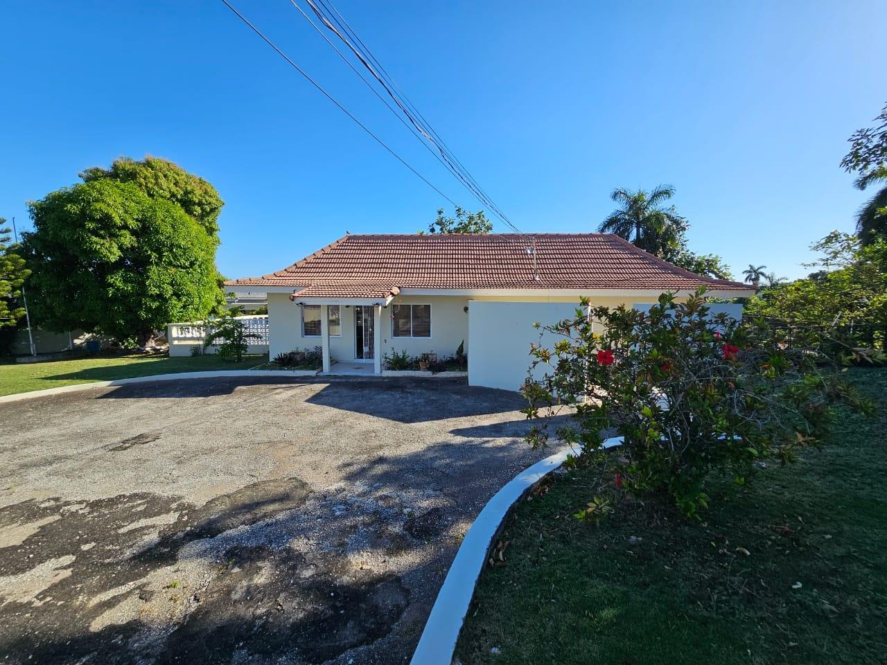 House For Rent DORCHESTER AVENUE, IRONSH, Montego Bay 2,500 Keez