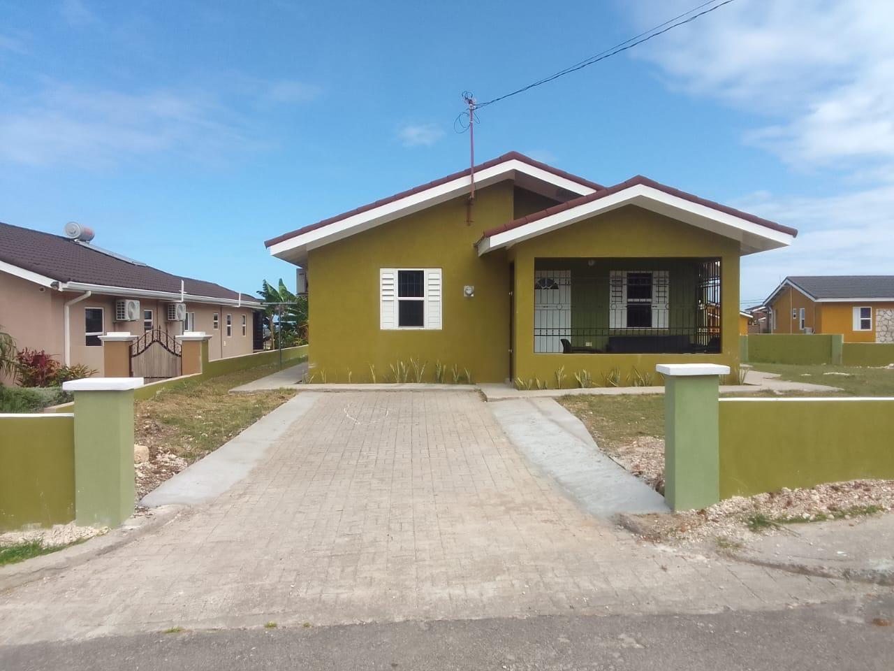 House For Rent PALM AVENUE, Falmouth 1,400 Keez