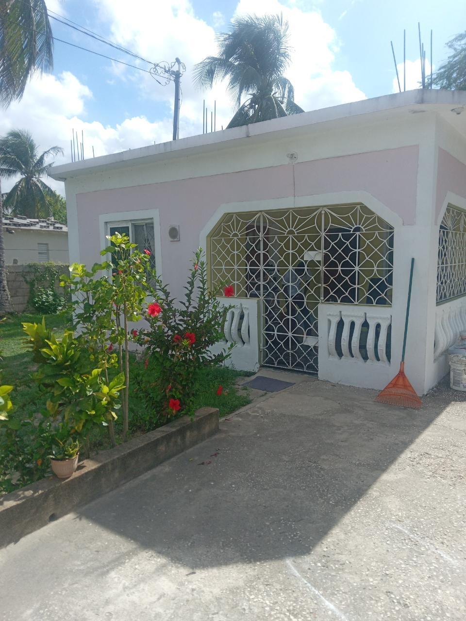 House For Sale CROMARTY GROVE, Spanish Town 17,000,000 Keez