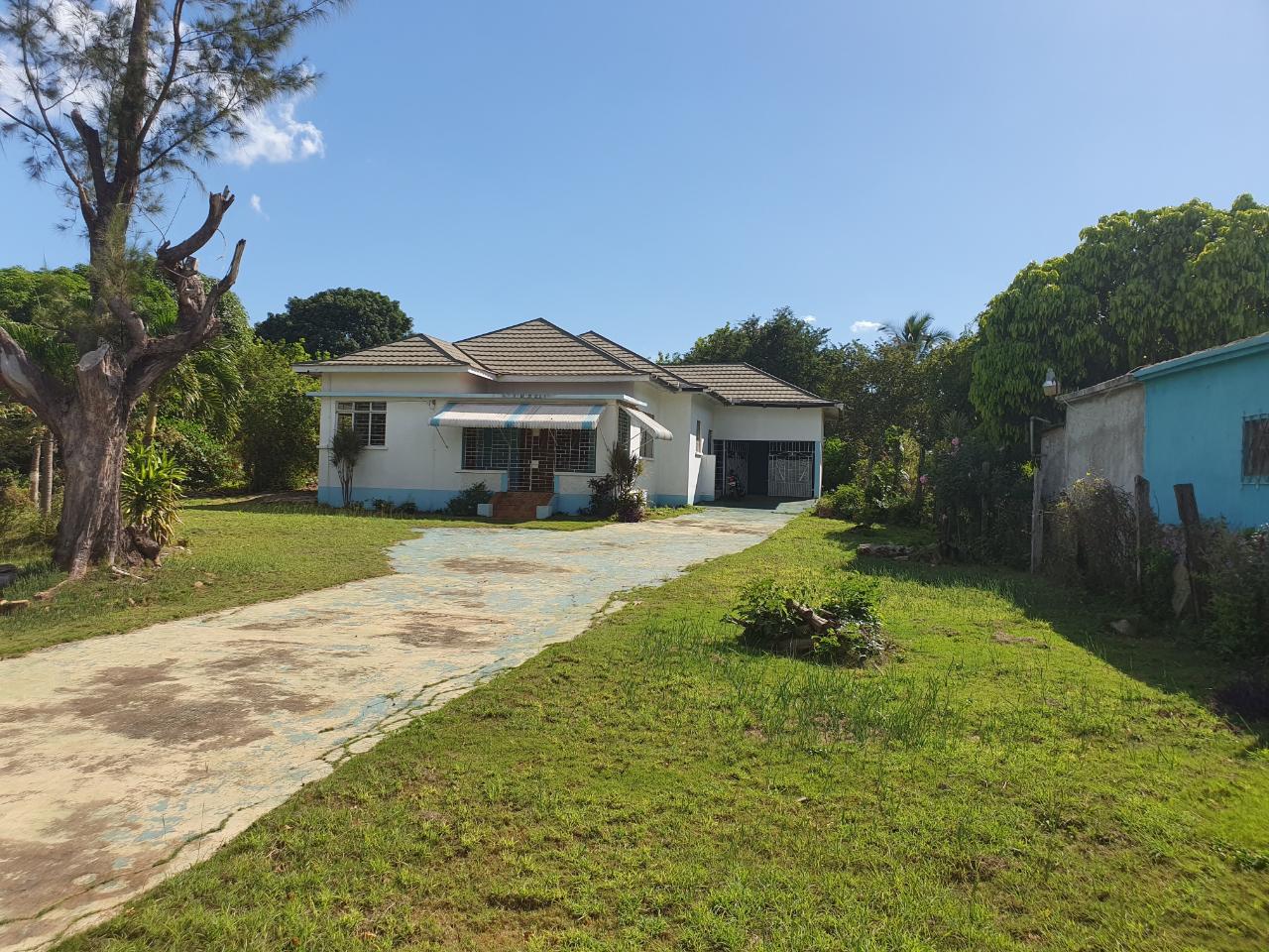 House For Sale WATSON HILL, LITITZ MANCH, LITITZ 160,000 Keez