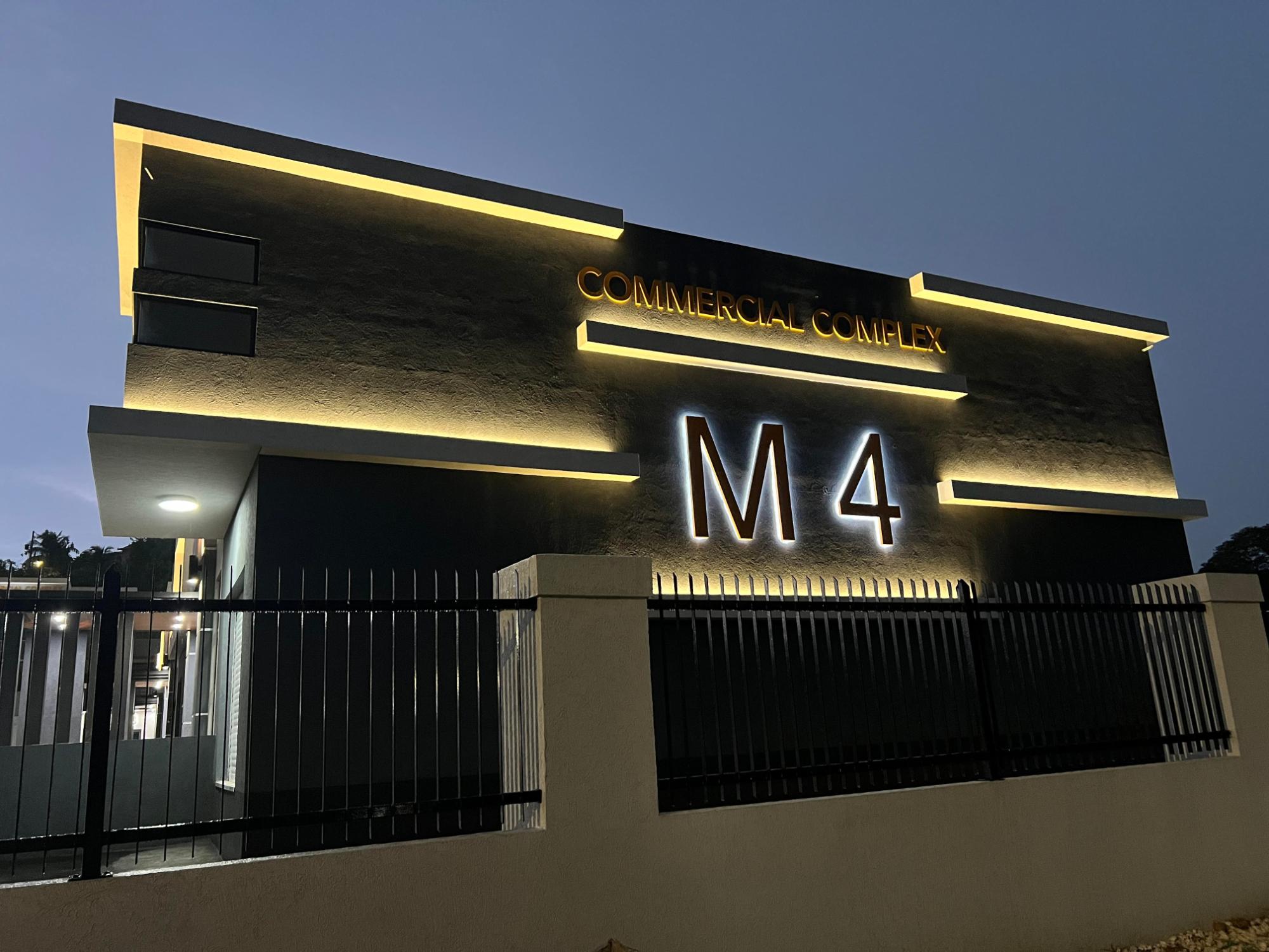 Offices / Commercial Bldg For Rent NORTH BANK CATHERINE HALL MONTEGO