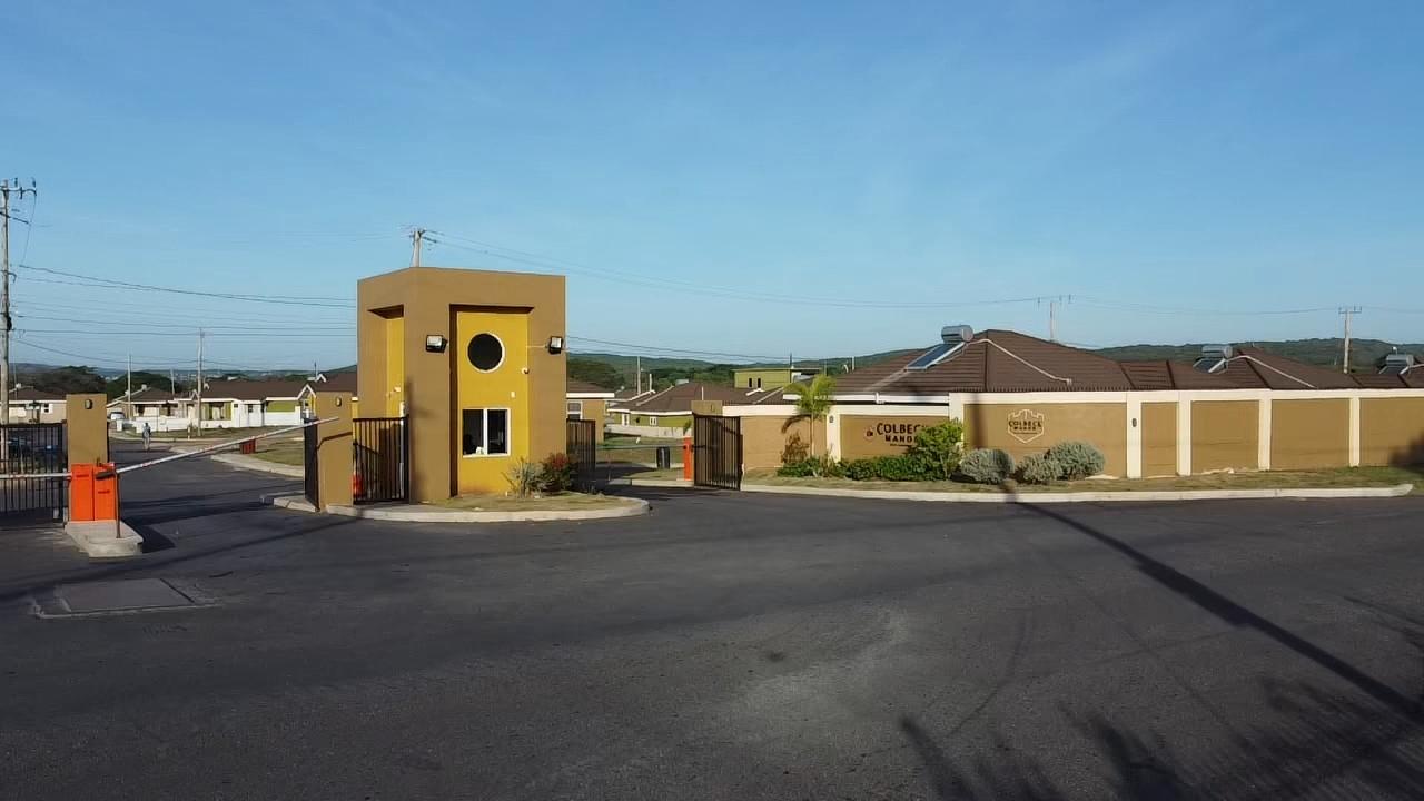 House For Rent PINEAPPLE DRIVE, VINEYARD, Bushy Park 0 Keez