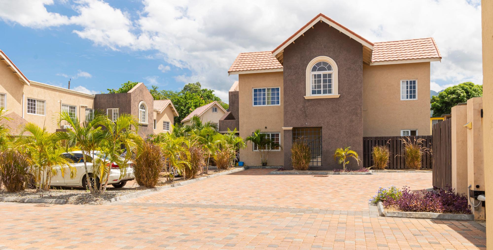 Keez Real Estate Listings in Jamaica Easily find your place!