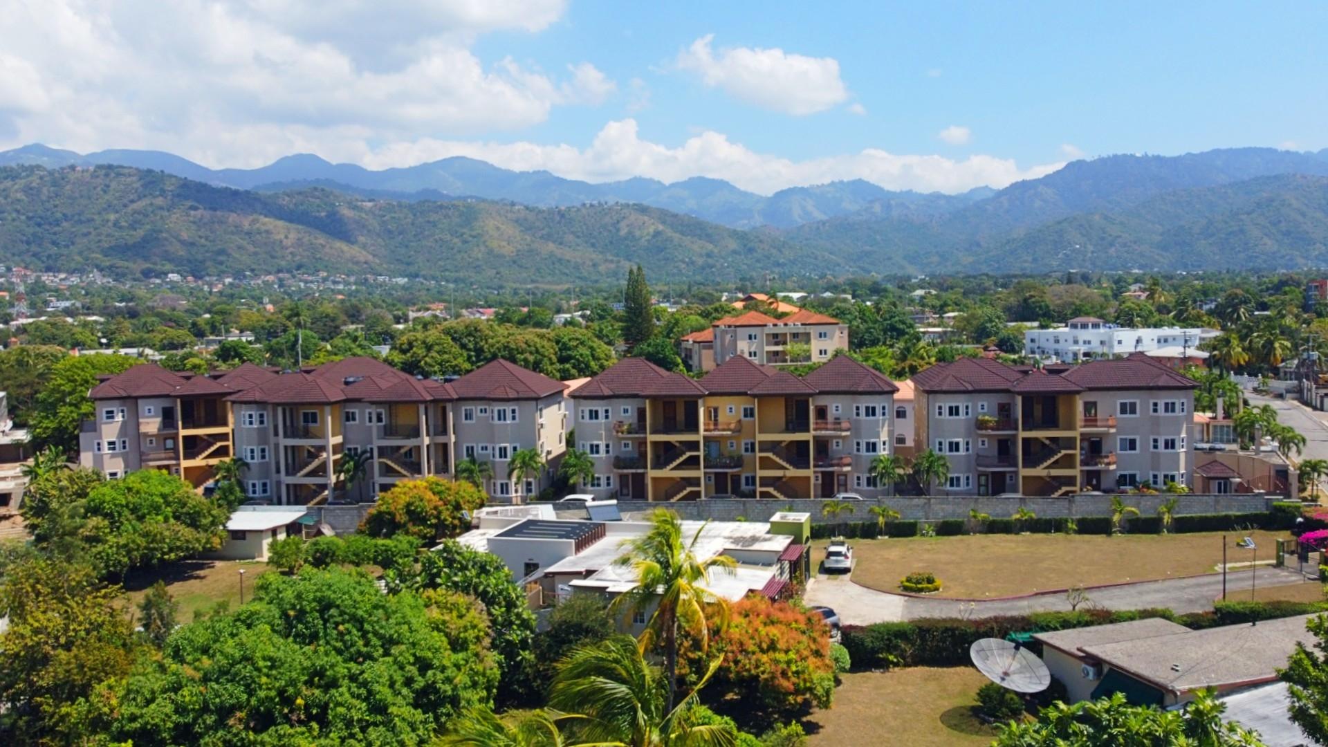 Apartment For Rent WELLINGTON DRIVE, WELLING, Kingston 6 200,000 Keez