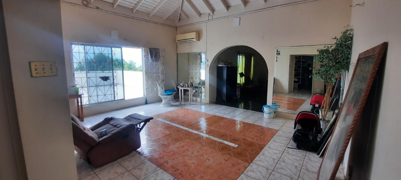 House For Sale FOREST HILLS, RED HILLS R, Kingston 19 59,000,000 Keez