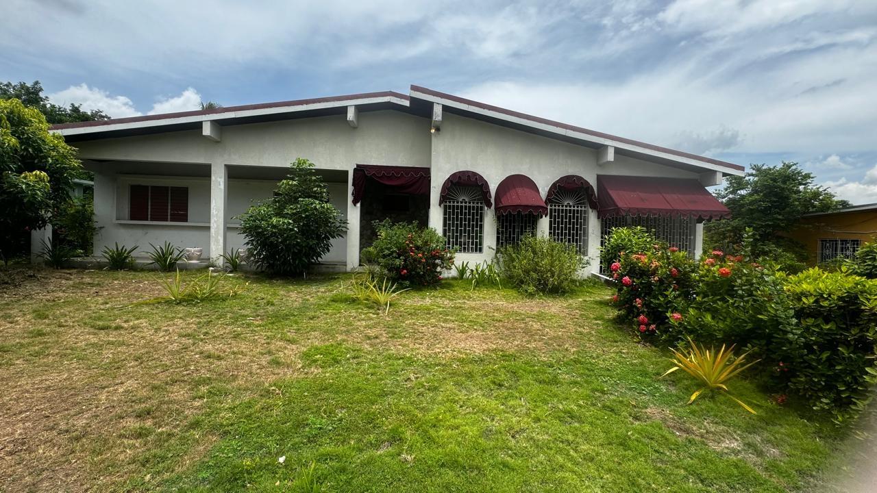 House For Sale LAKEHURST DRIVE, Kingston 8 79,000,000 Keez