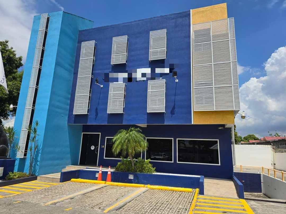 offices-commercial-bldg-for-rent-ripon-road-kingston-5-kingston-5