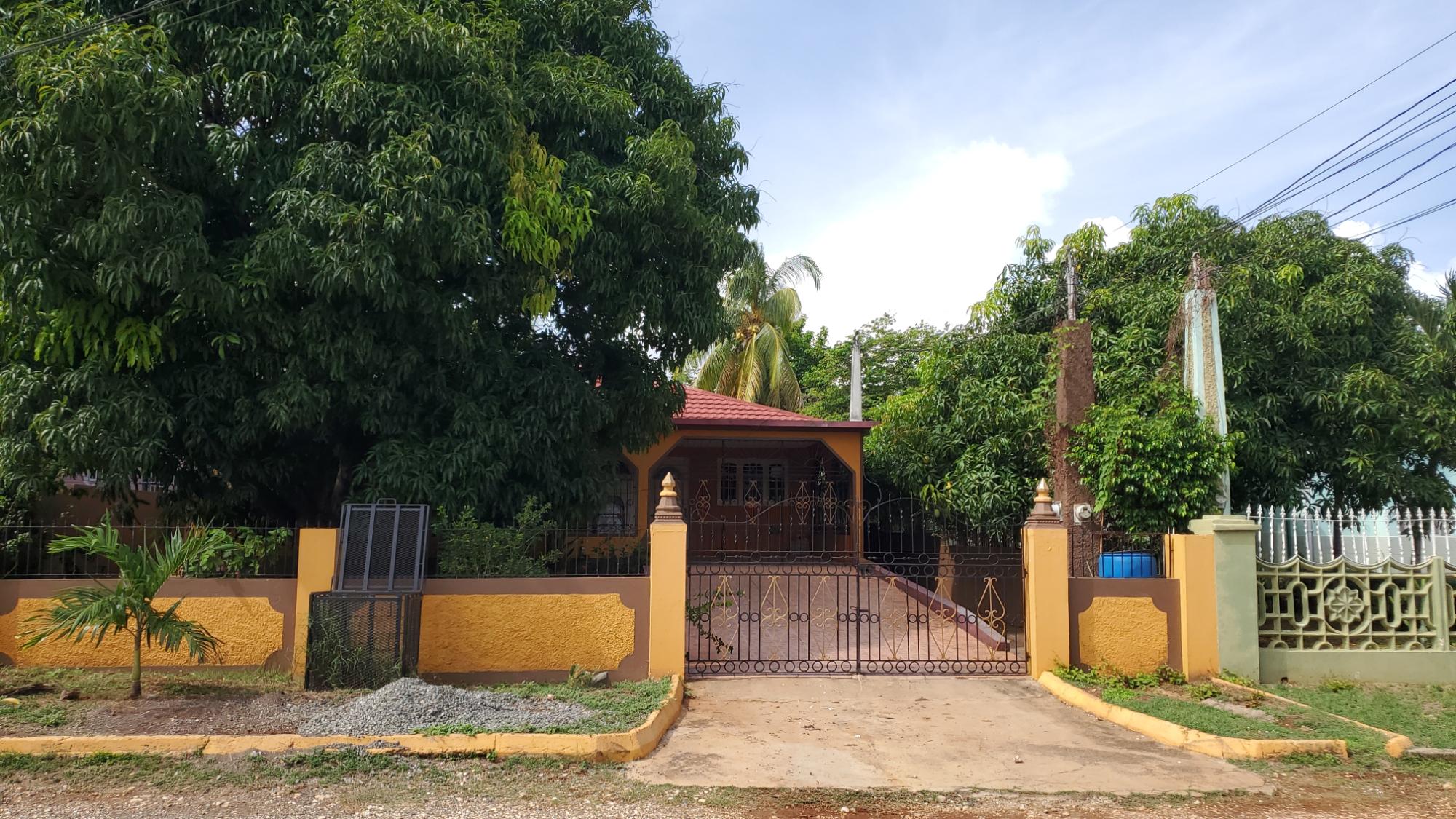 House For Rent HEADLEY ROAD TRYALL ESTAT, Greendale 60,000 Keez