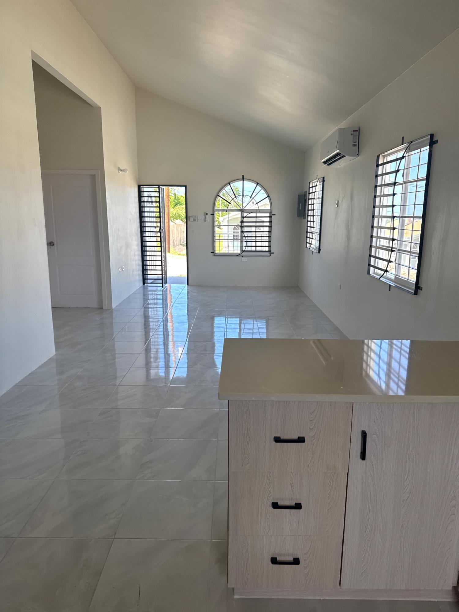 House For Rent CAMELOT VILLAGE, Discovery Bay 130,000 Keez