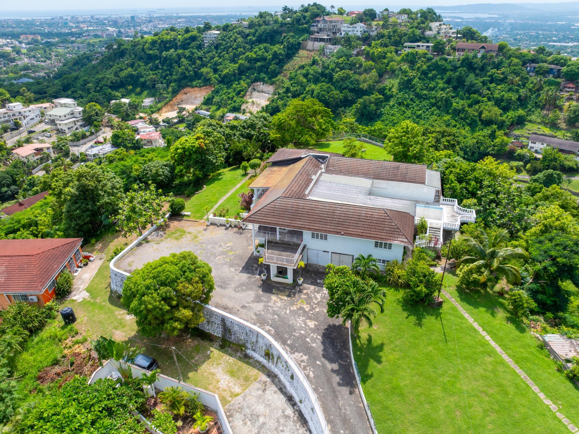 House For Sale ROCKHAMPTON DRIVE, Kingston 9 2,300,000 Keez