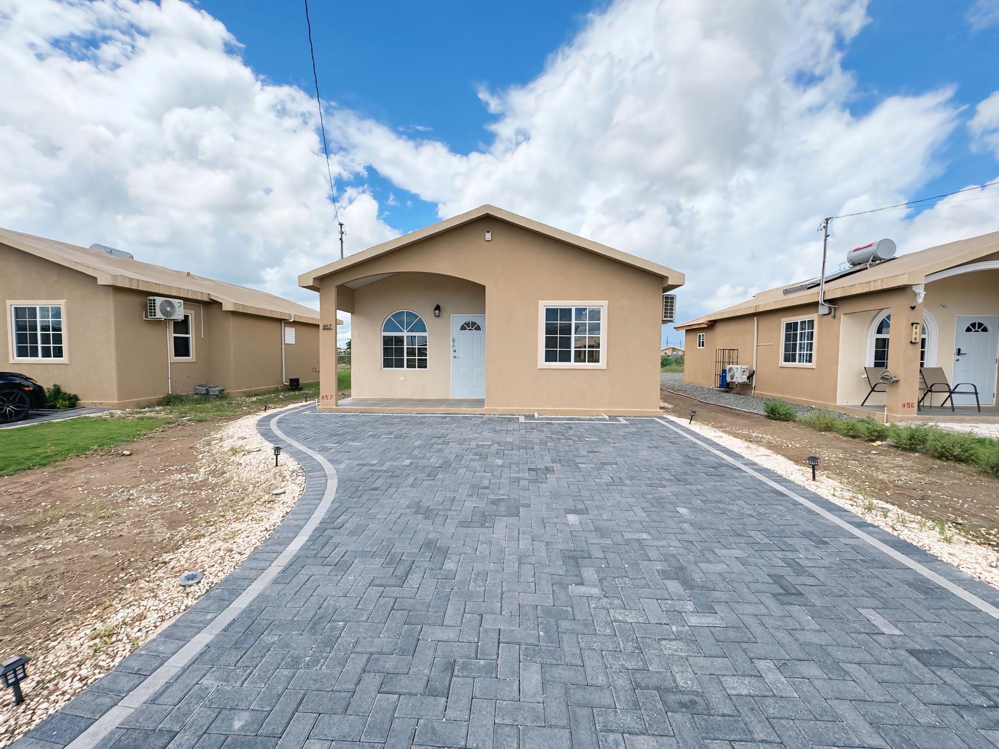 House For Rent 13 VIOLET CRESCENT, Phoenix Park 110,000 Keez
