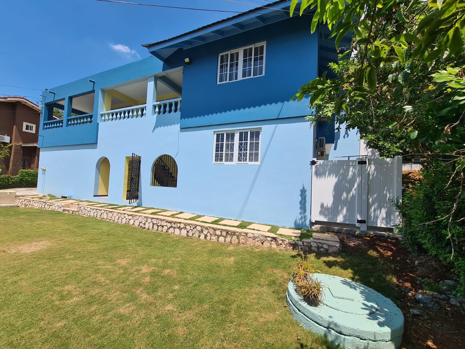 House For Rent: BELGRADE LOOP, Kingston 19 | $135,000