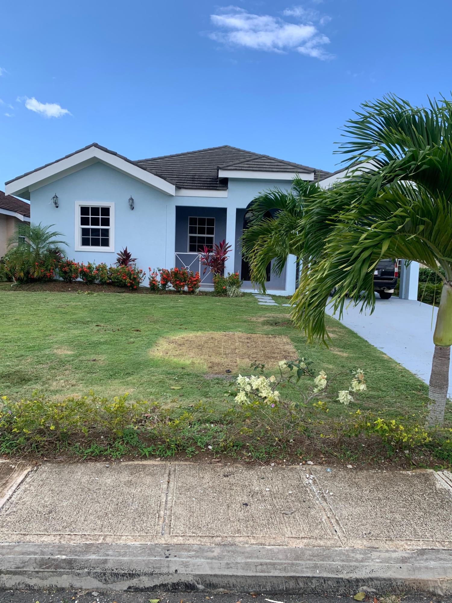 house-for-rent-mahogany-drive-prospect-1-100-keez