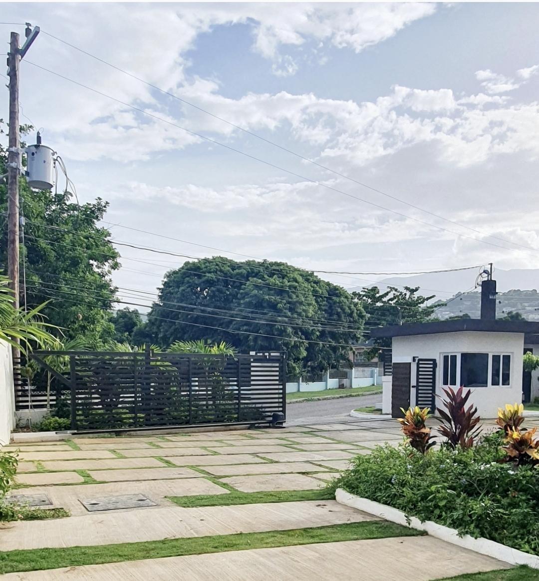 Apartment For Sale: BORDER AVENUE, Kingston 19 | $48,000,000