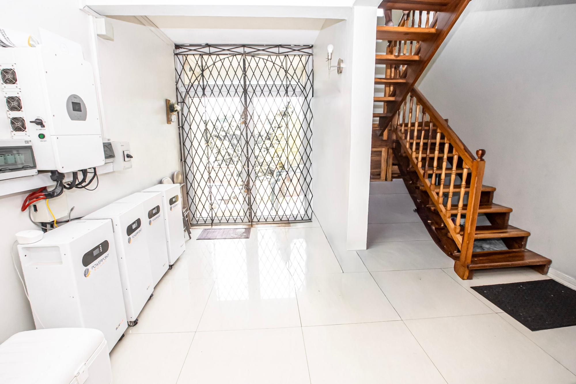 House For Sale: OLD STONY HILL ROAD, Kingston 9 | $150,000,000 photo 18
