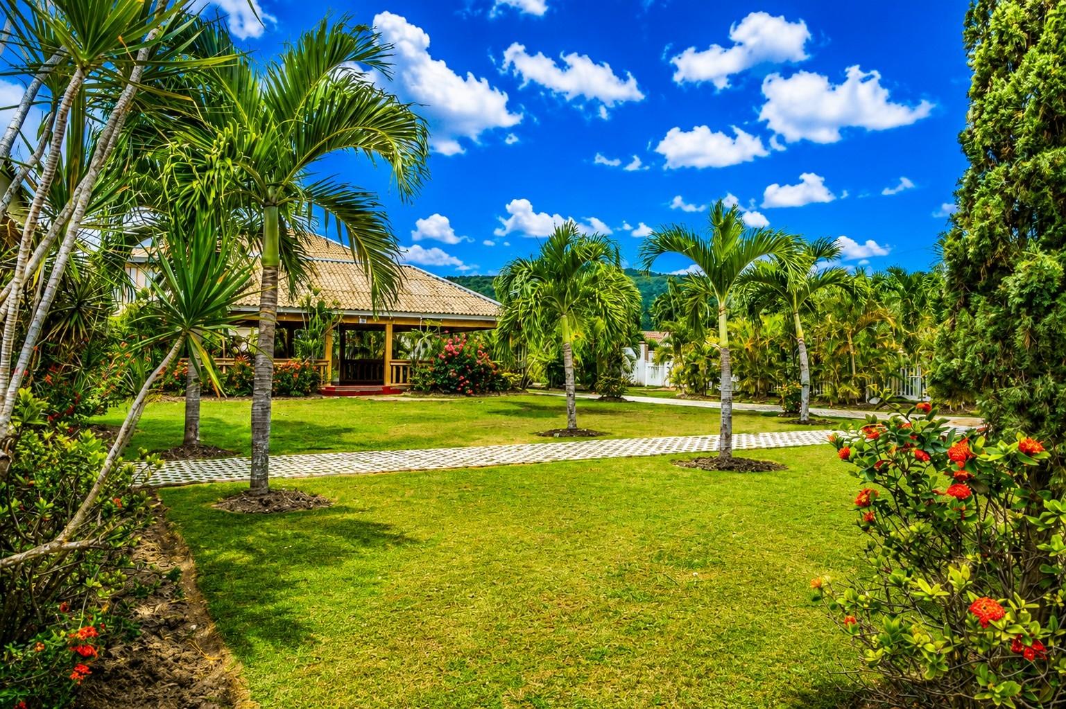 House For Rent: CAYMANAS ESTATES, Caymanas Estates | $180,000 photo 18