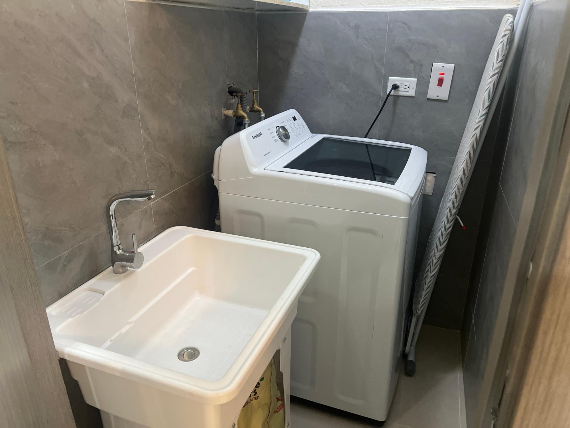 Apartment For Rent: WELLINGTON DRIVE, Kingston 6 | $1,800 photo 12