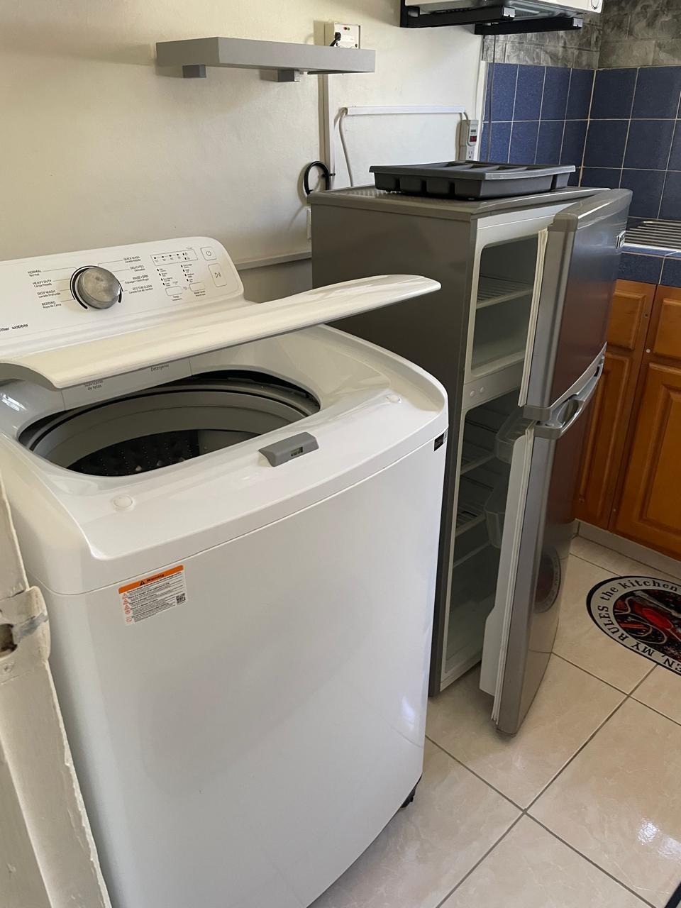 Apartment For Rent: CAREY PARK , DUNCAN, TREL, Carey Park | $65,000 photo 9