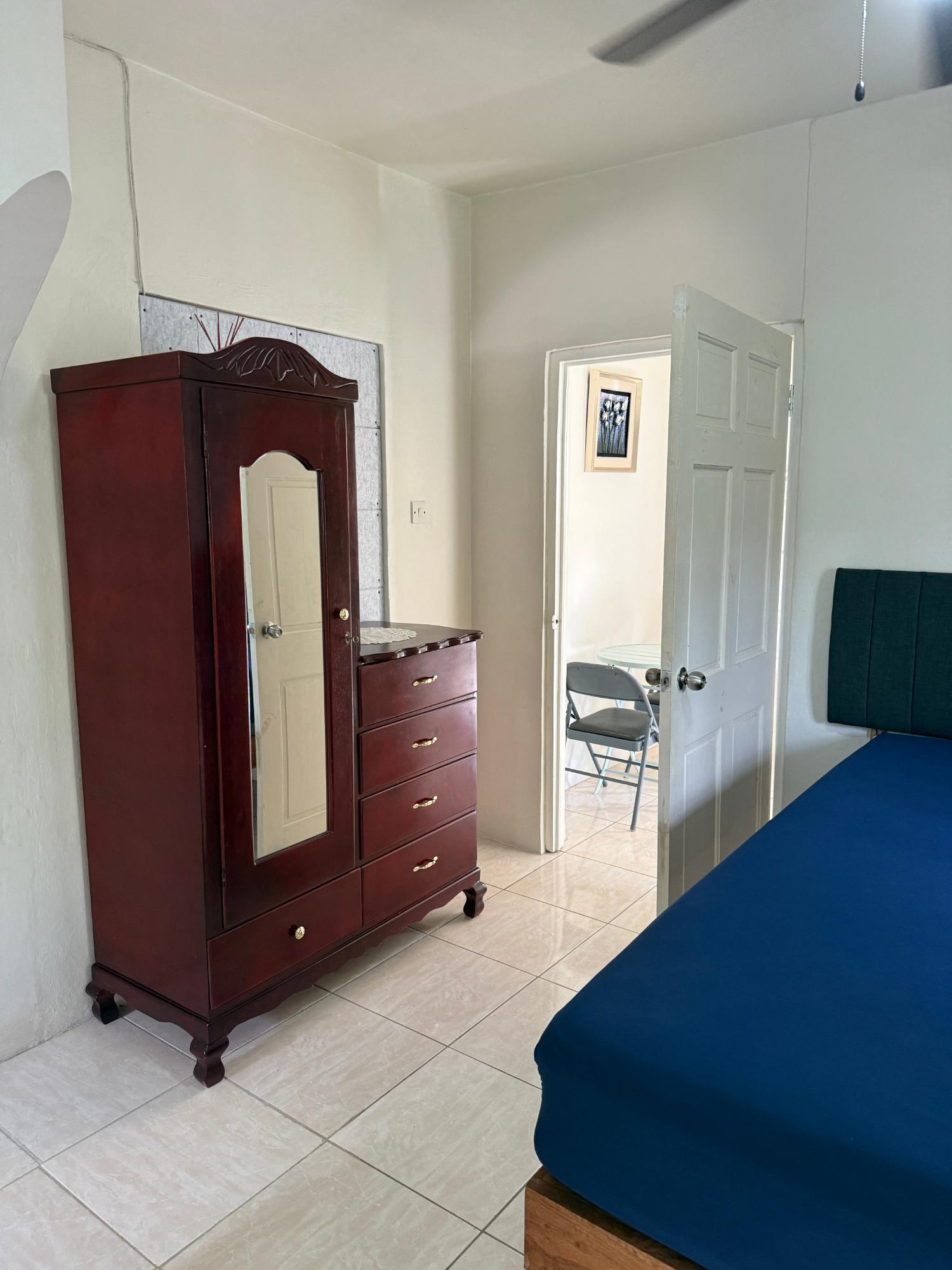 Apartment For Rent: CAREY PARK , DUNCAN, TREL, Carey Park | $65,000 photo 11