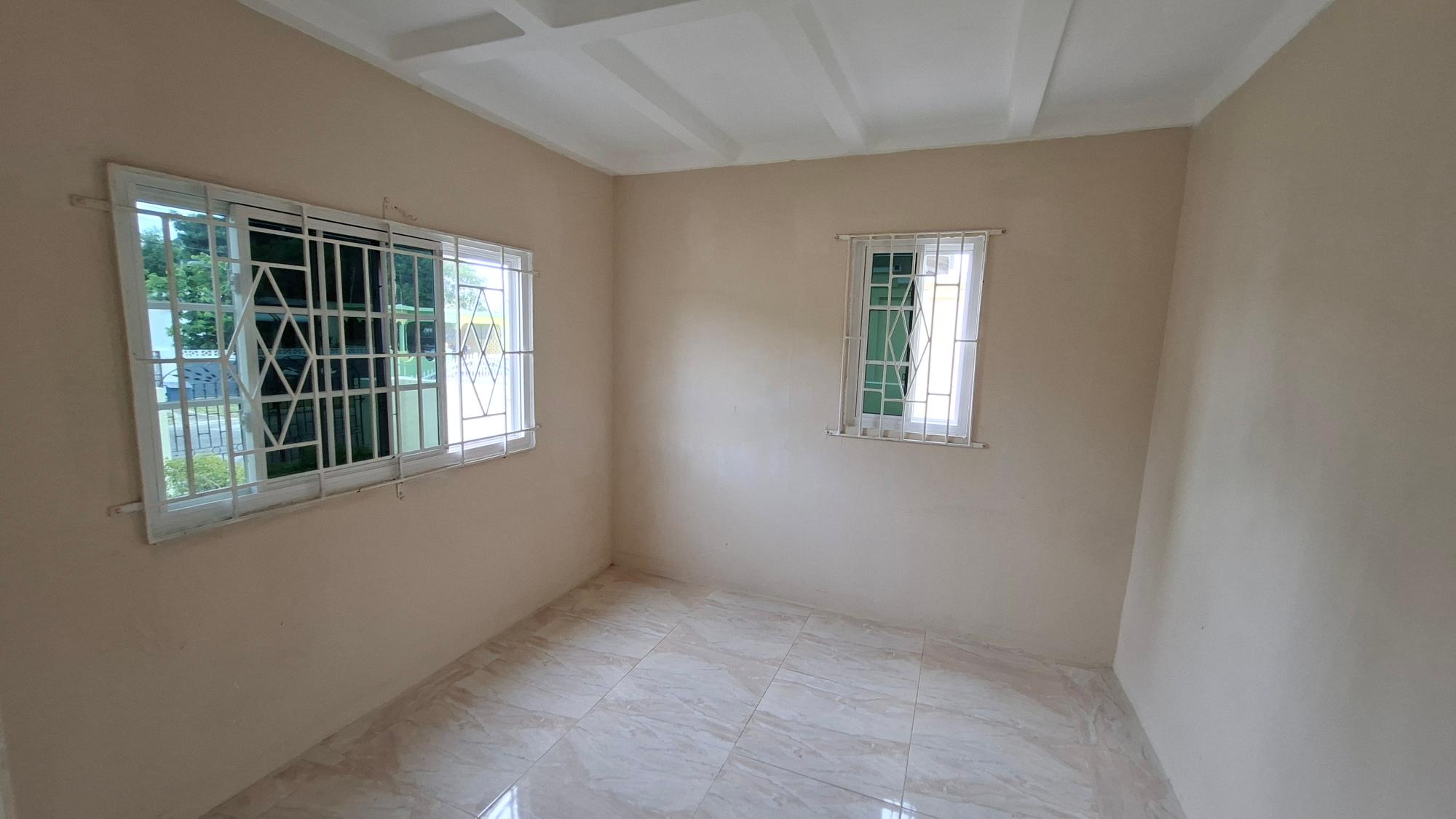 House For Rent: PORTMORE PINES, Portmore Pines | $80,000 photo 4