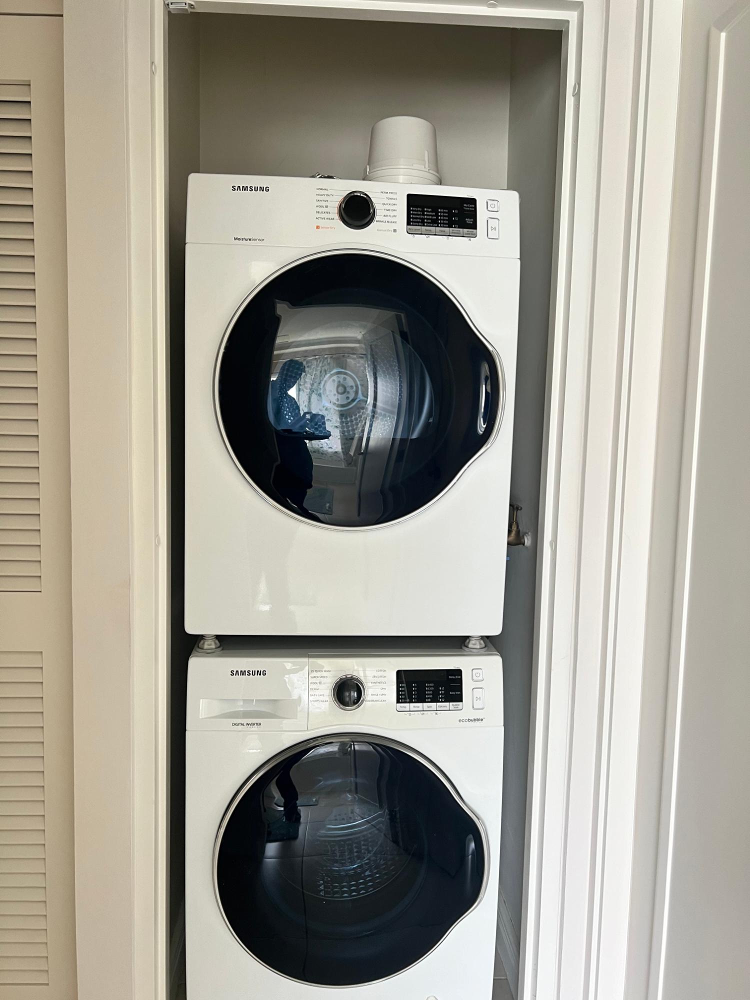 Apartment For Rent: FERNCOURT, RICHMOND, Richmond | $1,300 photo 9