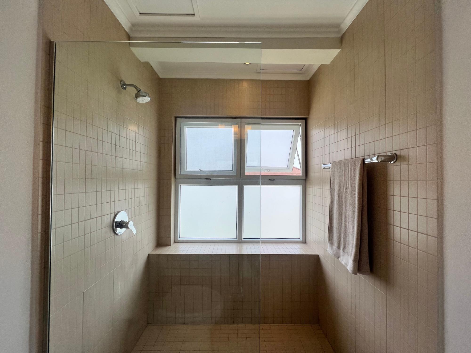 Apartment For Rent: FERNCOURT, RICHMOND, Richmond | $1,300 photo 16