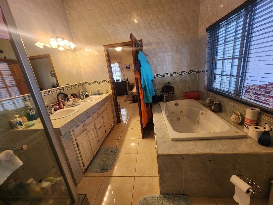 House For Sale: GALLEON DRIVE CARIBBEAN P, Tower Isle | $485,000 photo 15