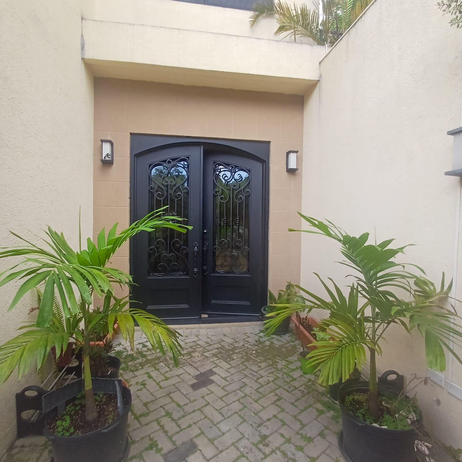 Apartment For Rent: LIPSCOMBE ROAD, STONY HIL, Kingston 9 | $1,700 photo 3