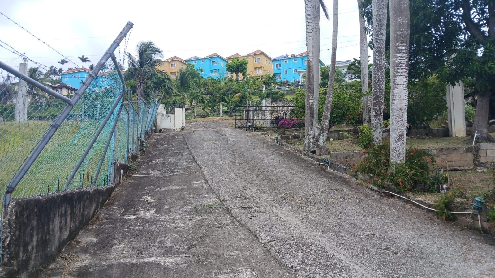 House For Sale: BOGUE HEIGHTS, Montego Bay | $68,000,000 photo 9