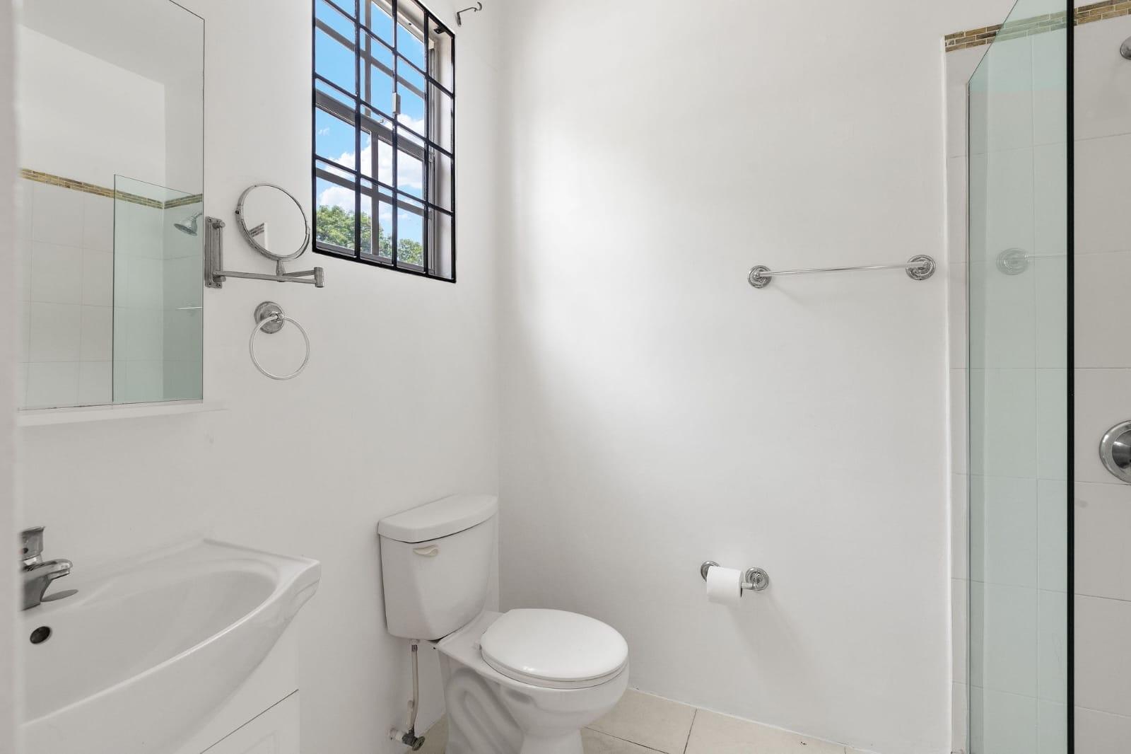 Apartment For Rent: HAMLET CRESCENT, KINGSTON, Kingston 20 | $125,000 photo 14