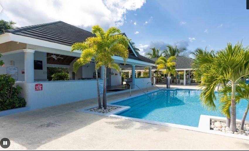 House For Rent: RICHMOND , ST ANN, Richmond | $1,700 photo 2