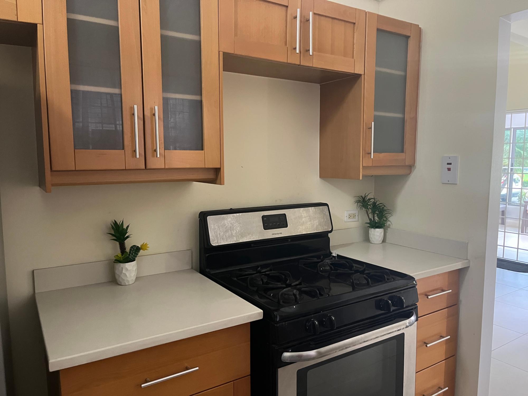 House For Rent: RICHMOND , ST ANN, Richmond | $1,700 photo 18