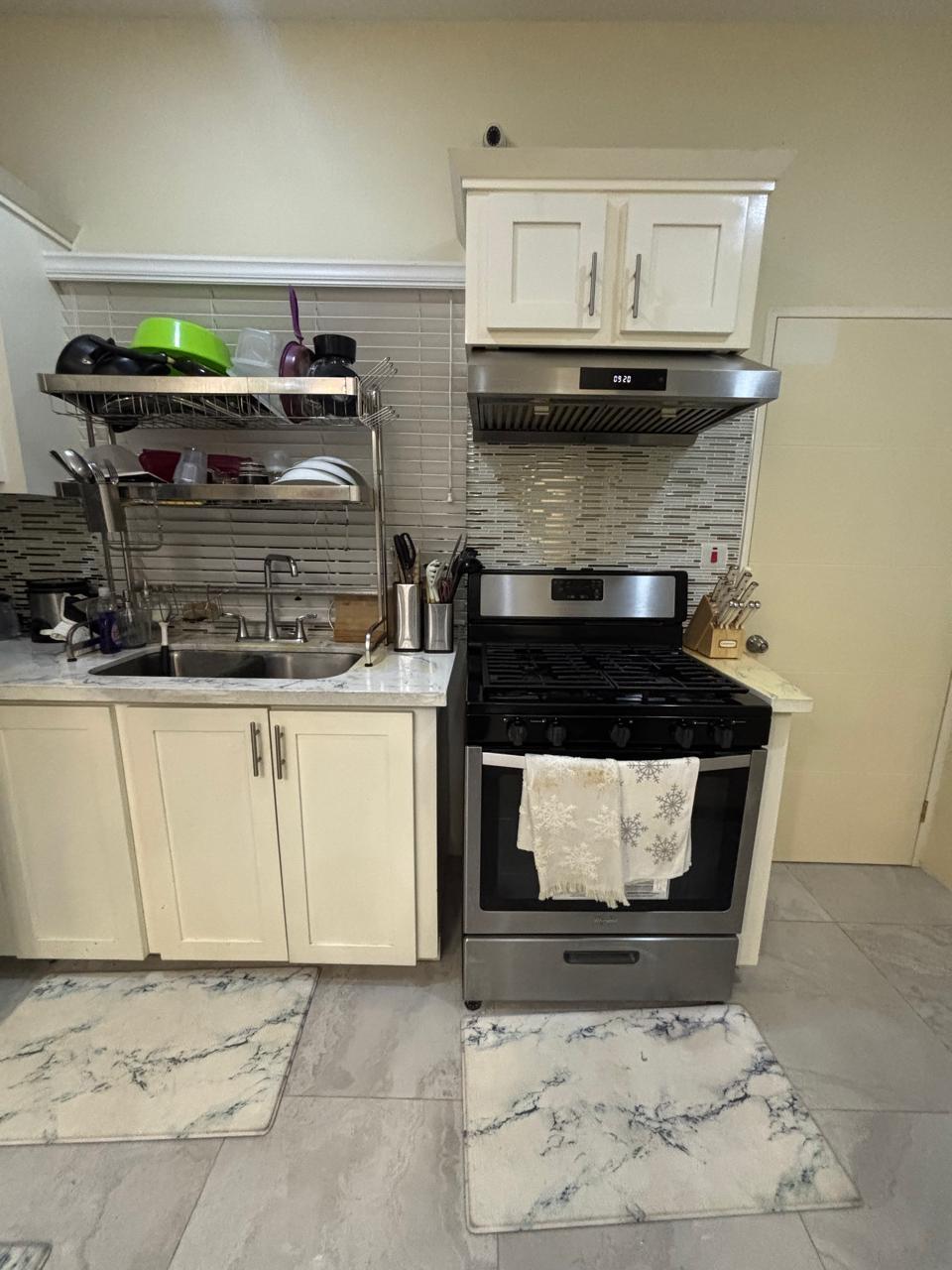 House For Rent: STONEBROOK MANOR, Falmouth | $1,600 photo 4