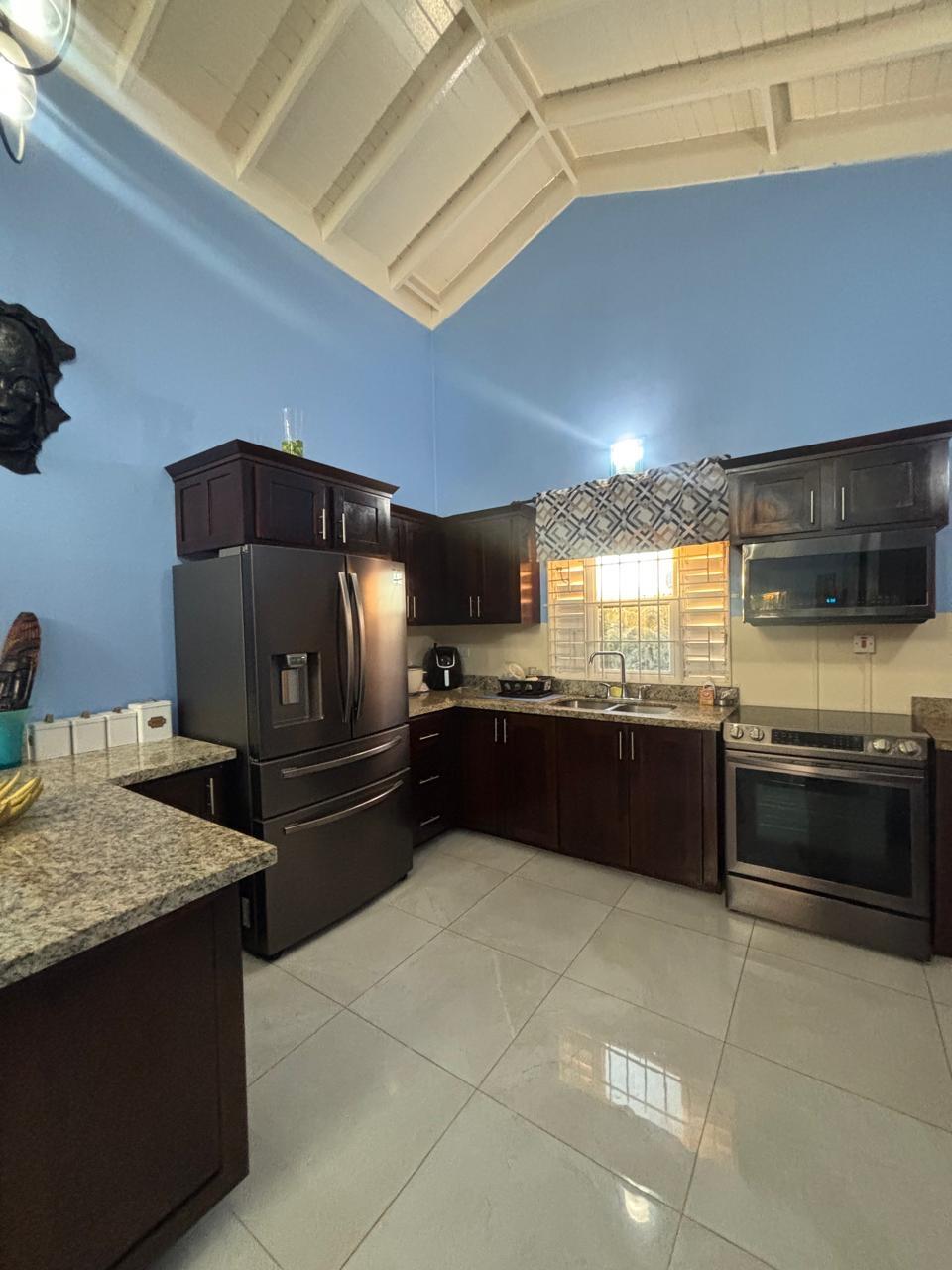 House For Rent: STONEBROOK MANOR, Falmouth | $2,000 photo 3