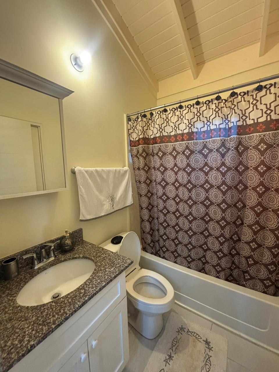 House For Rent: STONEBROOK MANOR, Falmouth | $2,000 photo 17
