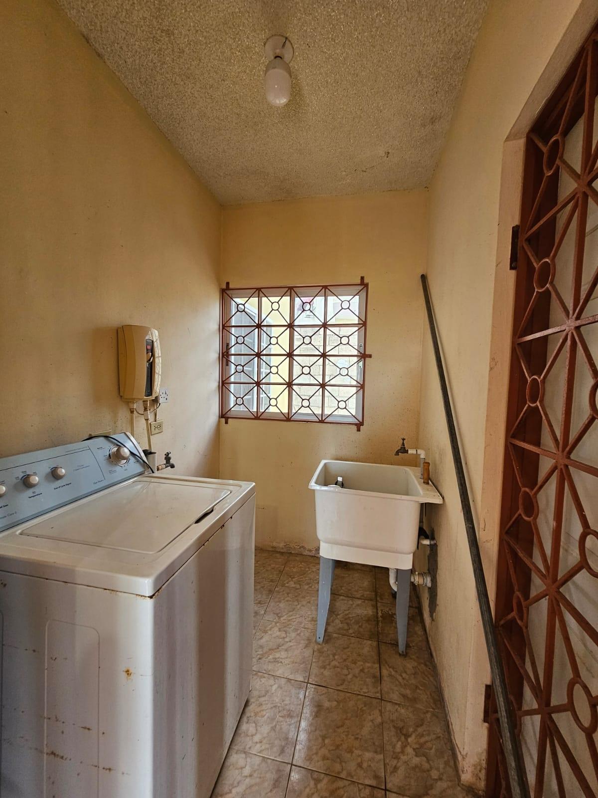 House For Rent: BERTRAM CLOSE, BELLEVUE H, Bellevue Heights | $125,000 photo 21