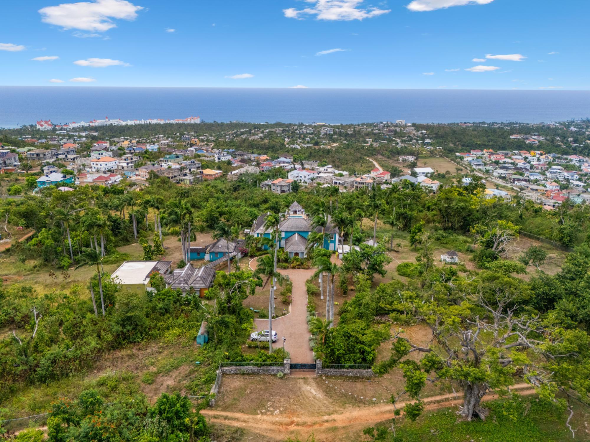 House For Sale: ROYAL PALM ESTATE, Runaway Bay | $2,500,000 photo 3