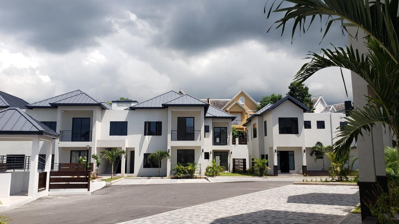 Apartment For Rent: RUSSELL HEIGHTS, Kingston 8 | $2,400 photo 3