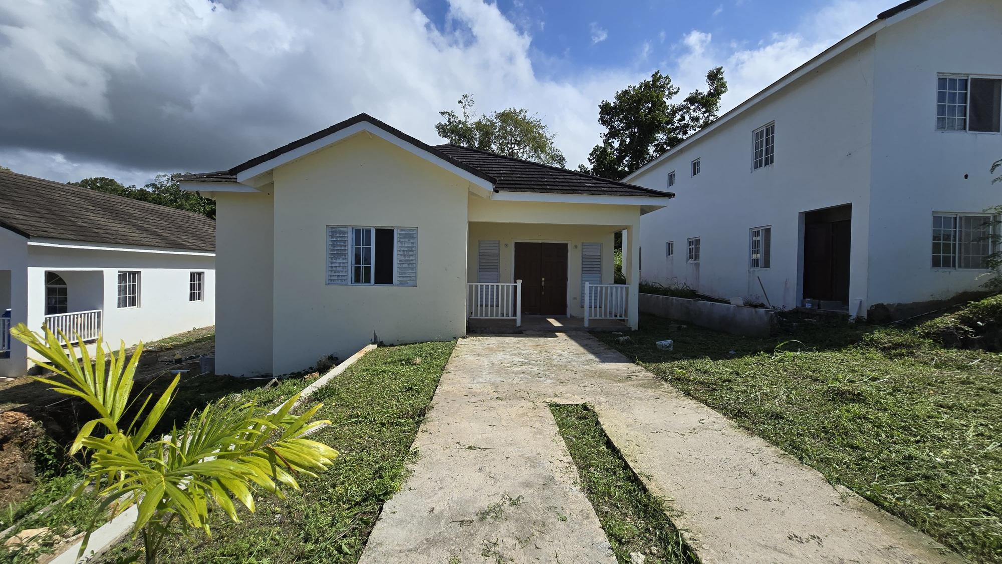 House For Sale: BONHAM SPRING, ST. ANN, Bonham Park | $347,000 photo 15
