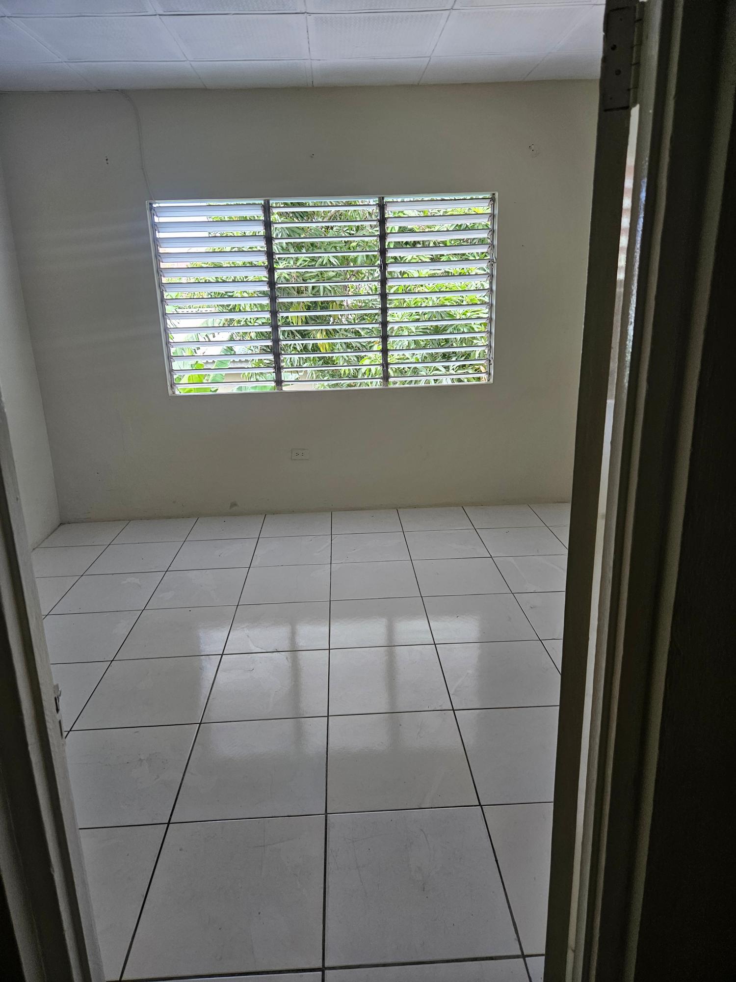 Apartment For Rent: HARRAD CRESCENT, PATRICK, Kingston 20 | $78,000 photo 6