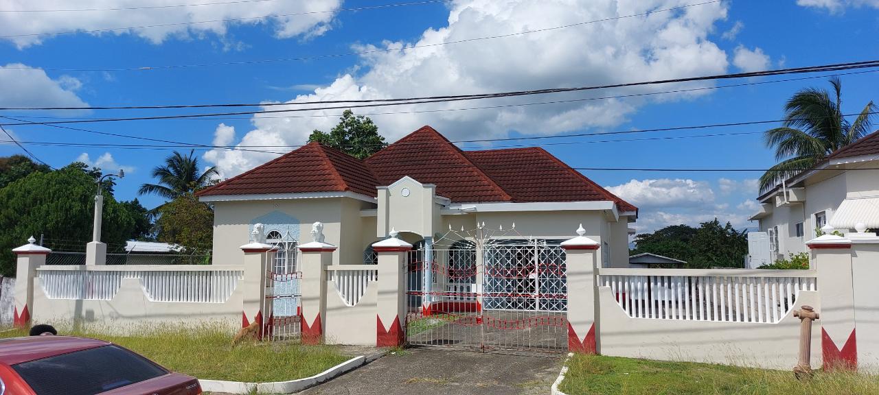 House For Sale: MARINE DRIVE, Lysons | $350,000 photo 2