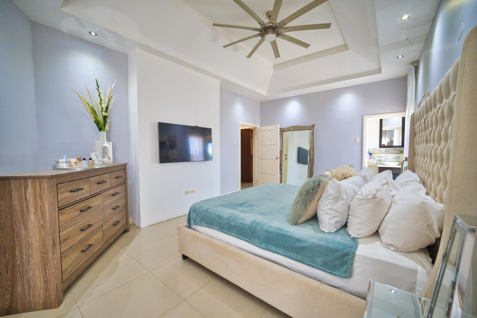 Apartment For Sale: DILLSBURY AVENUE, Kingston 6 | $500,000 photo 10